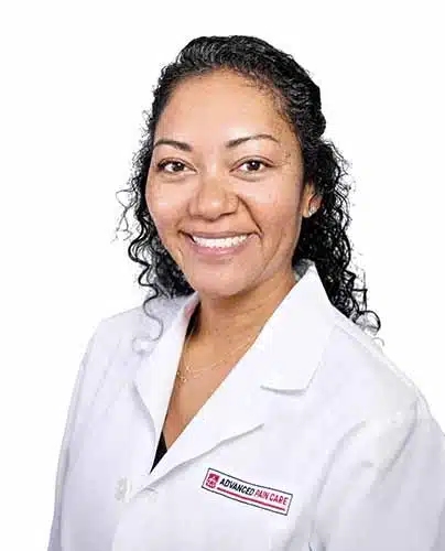 Michelle Whetstone-Baker, APRN-CNP and staff member at Advanced Pain Care in Texas.